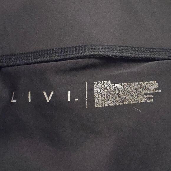 Livi Lane Bryant Pink and Black Mesh Cropped Pocket Leggings Plus‎ Size 3X 22 24 - Picture 10 of 10